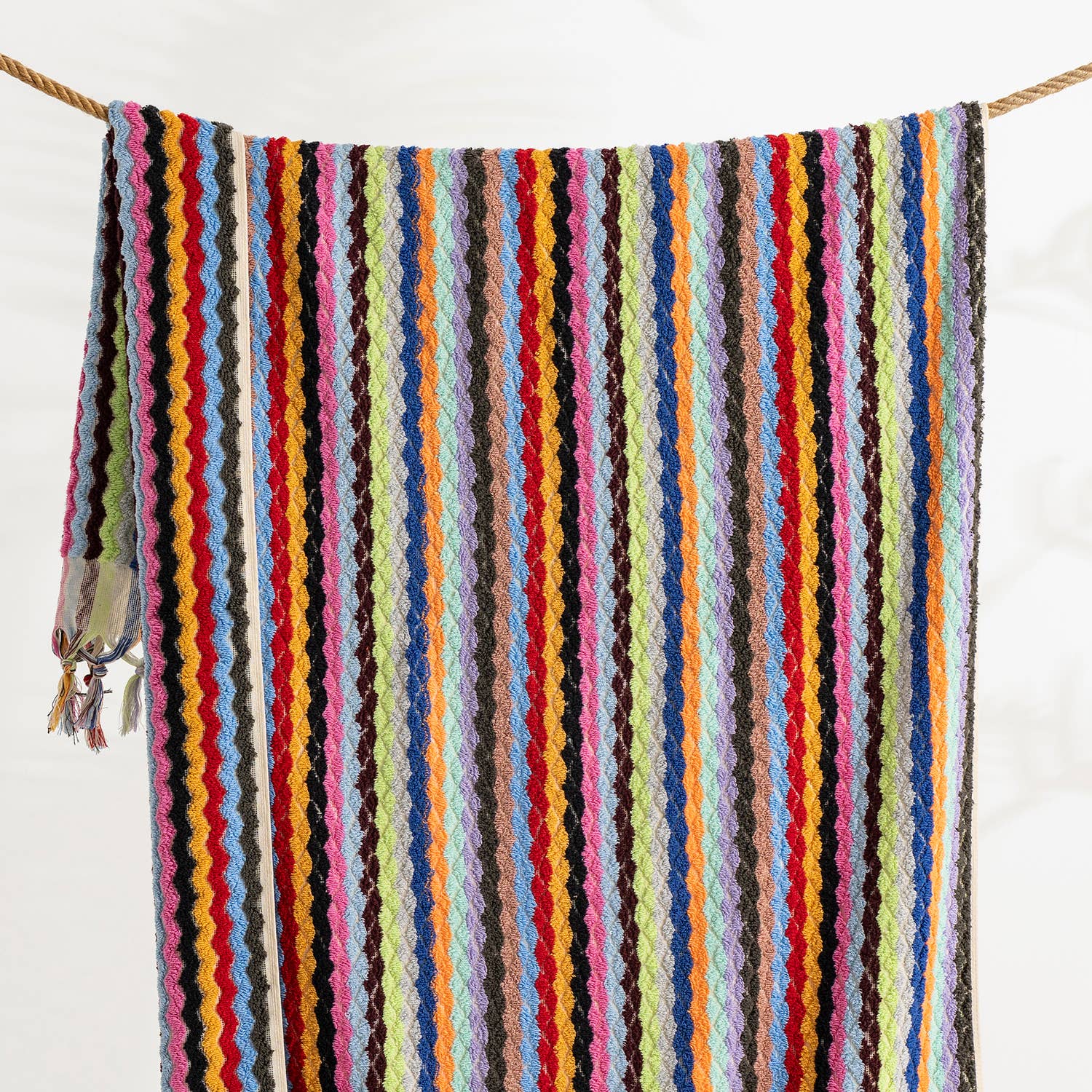 Pompom Zigzag Handloom Turkish Bath Towels / Multi Color Rainbow Striped