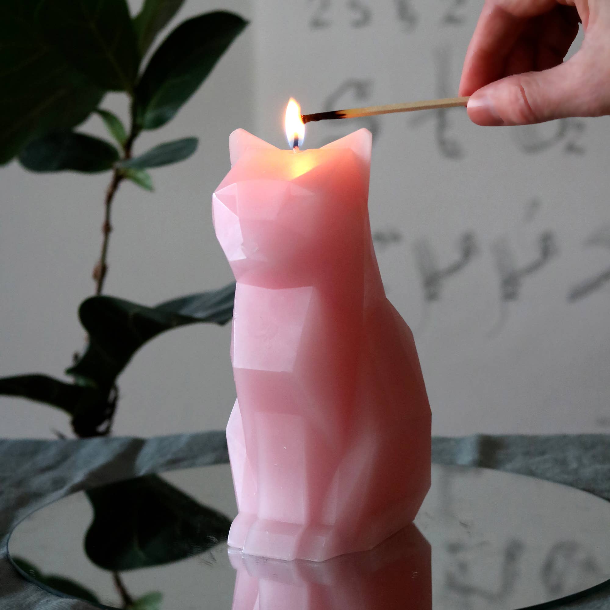 Geometric Pink Cat Candle
